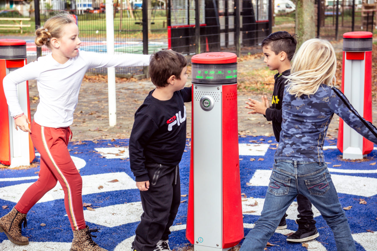 Dank 'Playground in One Day' können Kinder jetzt im Freien lernen und spielen.